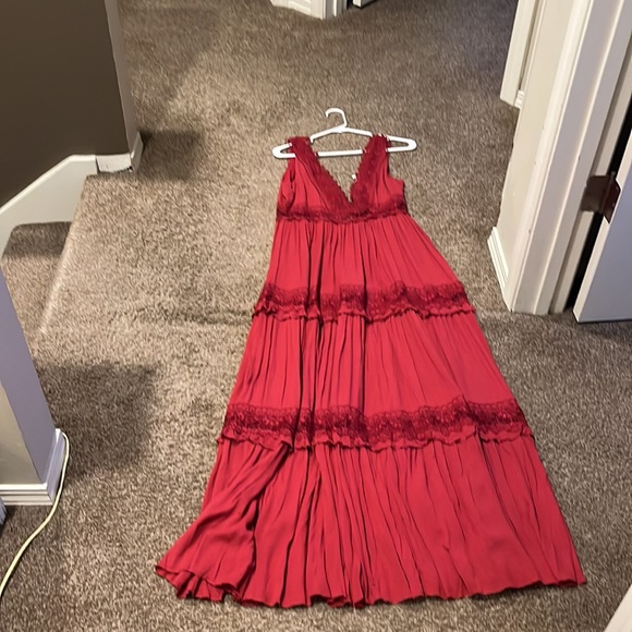 Darling Spring dress NWT - Picture 2 of 5